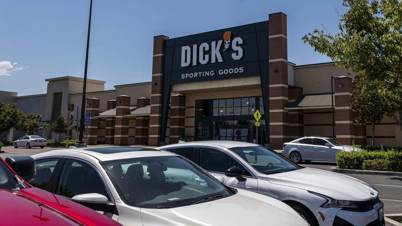 Inventory Theft Takes Toll on Dick’s Sporting Goods’ Financial