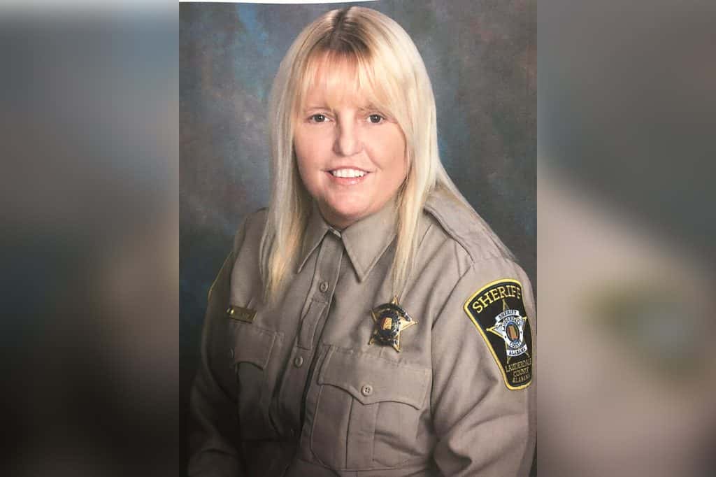 Alabama Corrections Officer Takes Her Own Life After Helping Prisoner