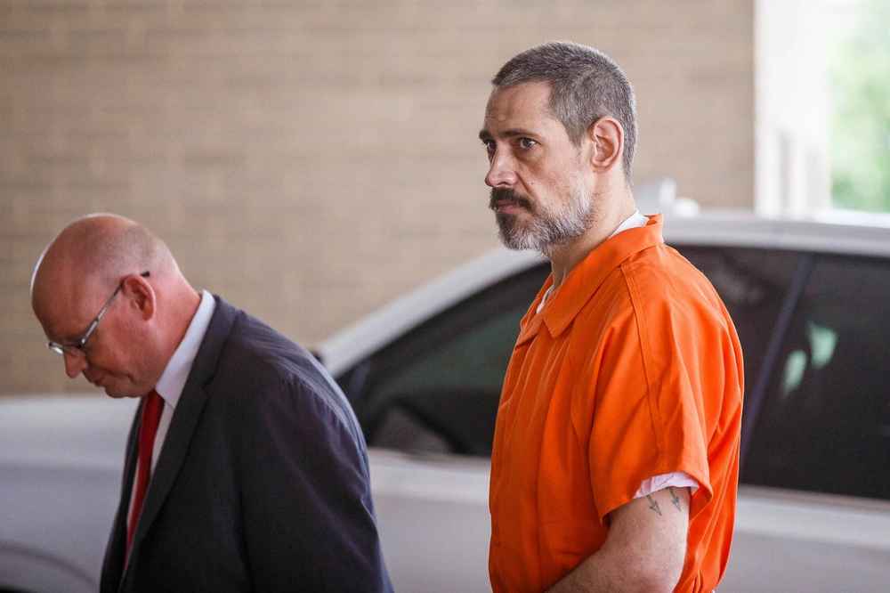 Alabama Prisoner Receives Life Sentence for Escaping with Jail Official