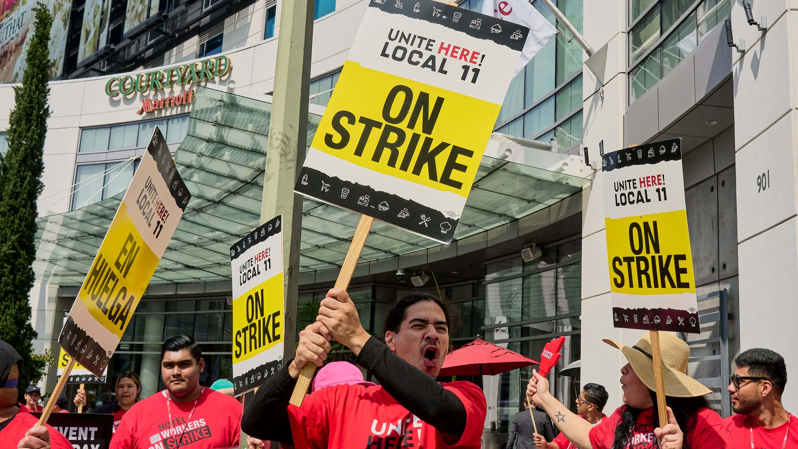Workers on Strike Major Labor Action Hits Los Angeles Government
